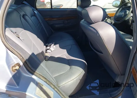 1998 Mercury Grand Marquis z USA, uszkodzony, nr VIN 2MEFM75WXWX602515